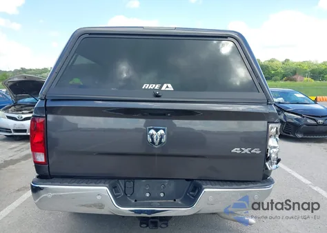 2023 Ram 1500 Classic Tradesman 4X4 6'4 Box z USA, uszkodzony, nr VIN 1C6RR7FG2PS538103